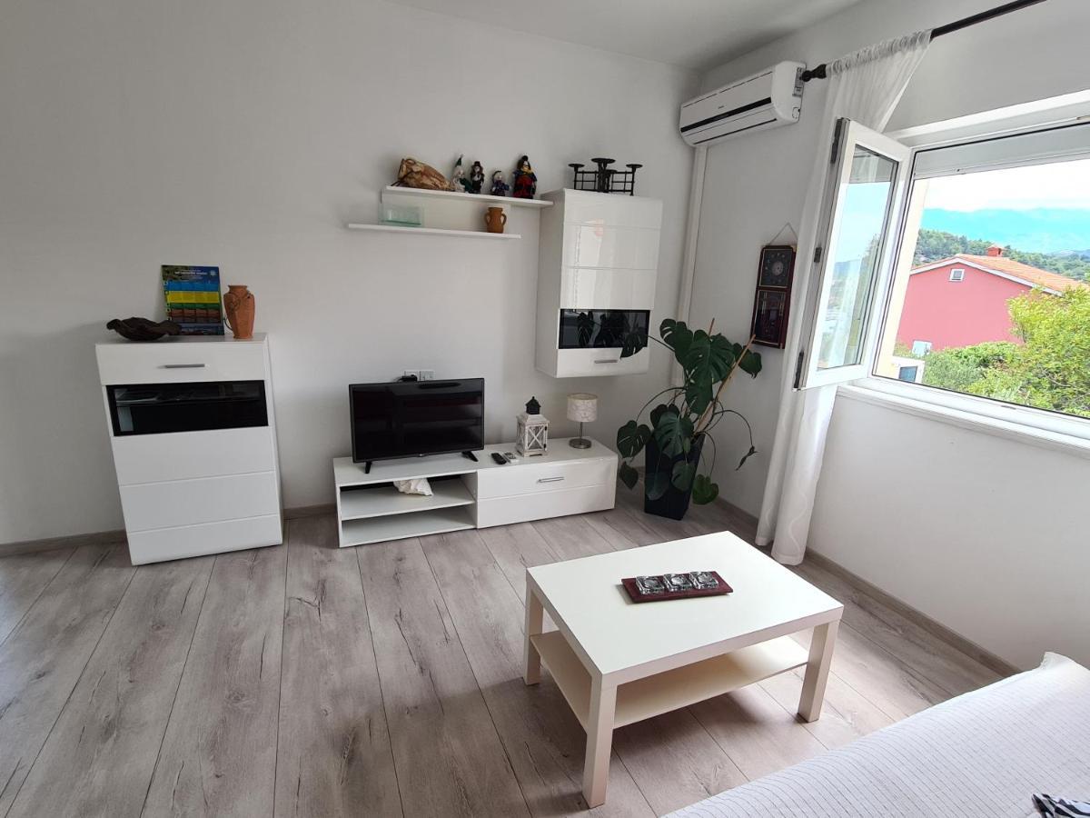 Apartman Karmen Barbat na Rabu Exterior photo